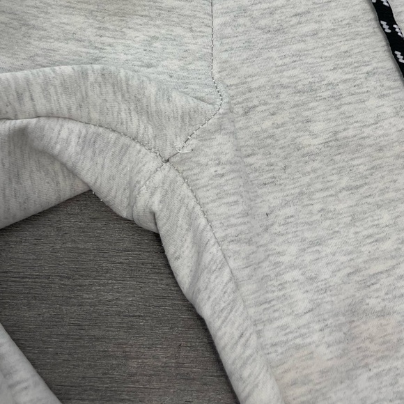 ALPHALETE Light Heather Gray Crop Capri High Rise Sweat Pant Jogger M Gym Lounge - Picture 13 of 13